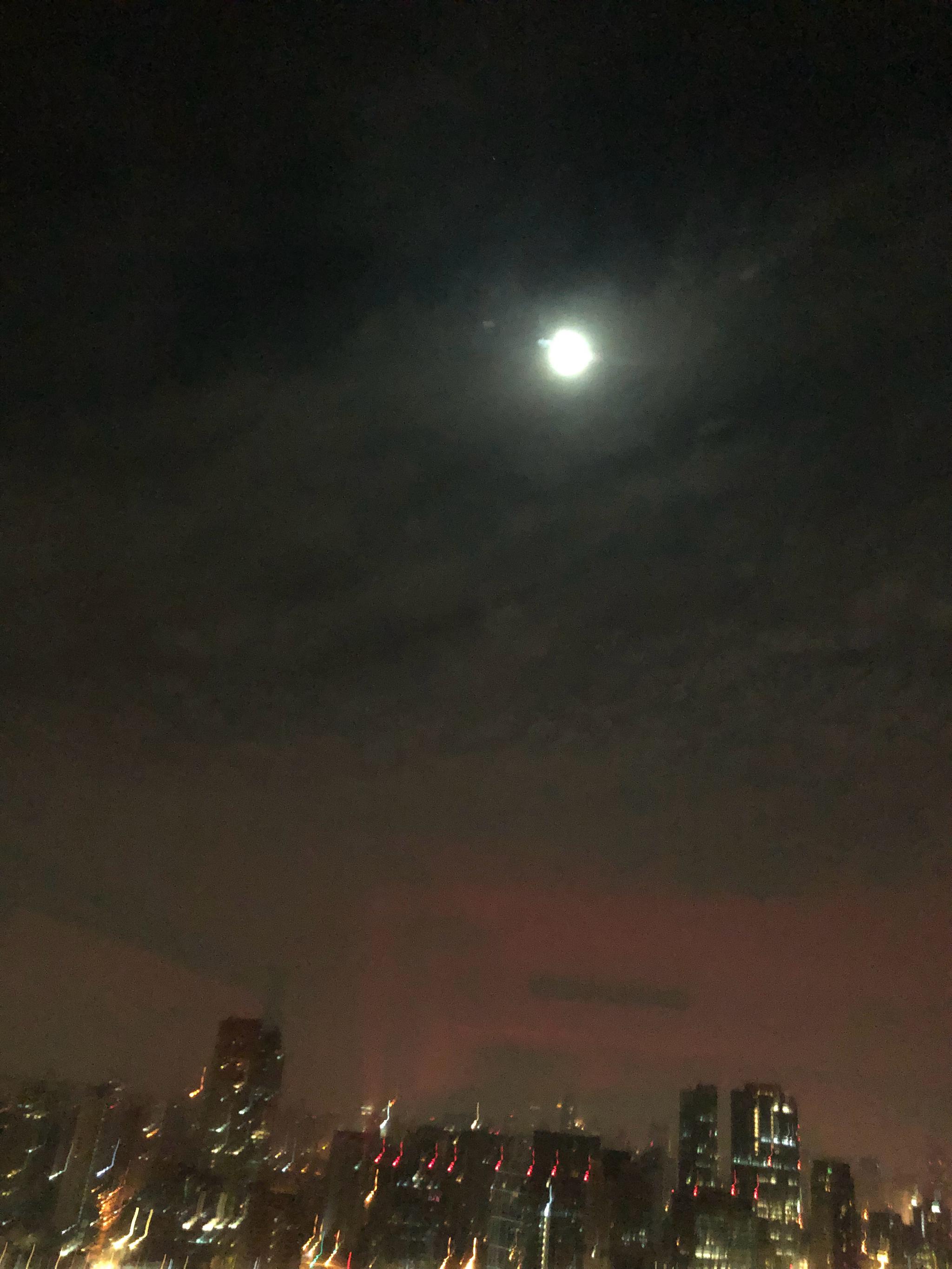 月圆夜失眠夜
