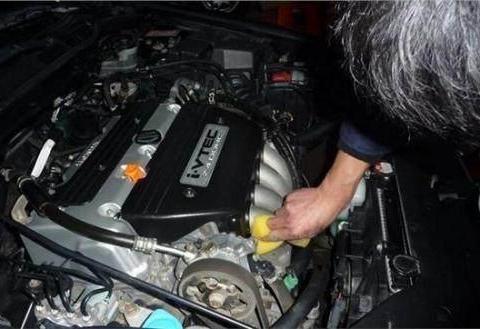 这四个4S店专用的坑钱套路，那些汽车小白要注意了，做了也没用