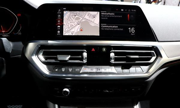 全新宝马3系车展实拍,上海车展最靓的仔,再次诠释运动豪华!