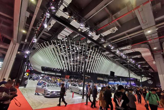 全新宝马3系车展实拍,上海车展最靓的仔,再次诠释运动豪华!