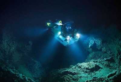 海底10000米有生物存在吗？让科学家带你进入海底看个明白