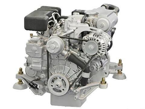 开车猛踩油门能清除积碳吗？专家：这样淸积碳不伤车！