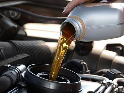全合成的润滑油真的可以跑一万公里么这到底是省钱还是害车呢