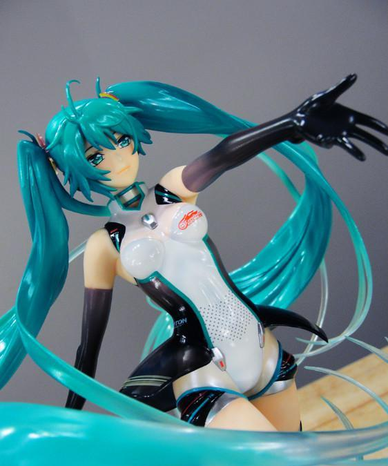 赛车女郎初音手办
