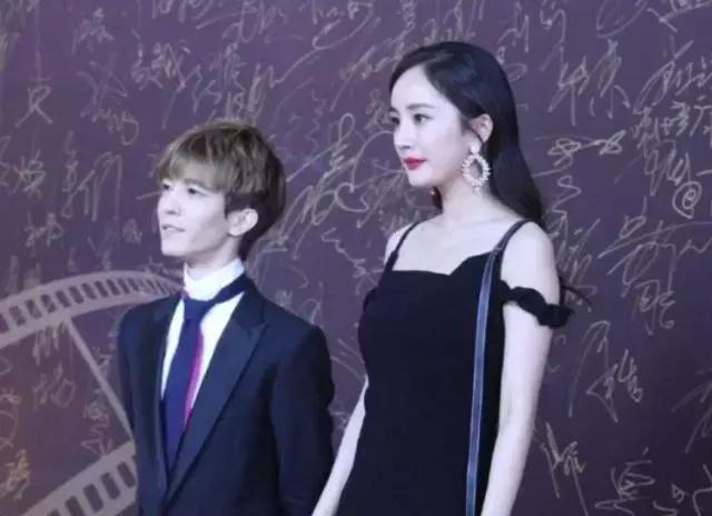 杨幂现身华表奖,和谢霆锋同台看点满满