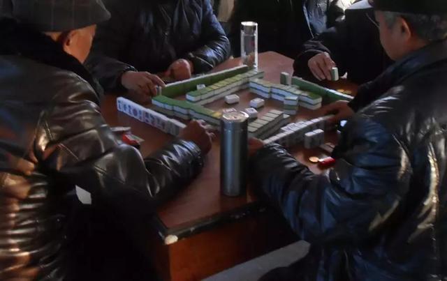 拜年最佳方式?关于春节棋牌游戏一点分享 | 春节五天乐!