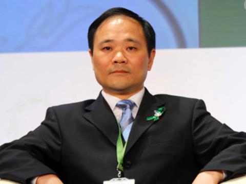 吉利新车设计感十足，李书福这次下了真功夫，这才是真的科技感