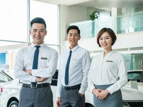 为什么说在4S店买车一定要慎重？车主：真是坑你没商量啊！