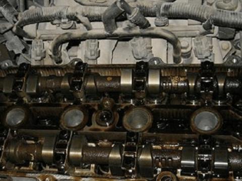 燃油宝能清理积碳吗维修工不要乱加，先分清是直喷还是电喷！