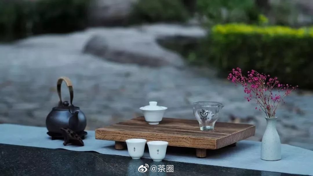 生活可以琴棋书画诗酒茶亦可柴米油盐酱醋茶一个恬静淡雅