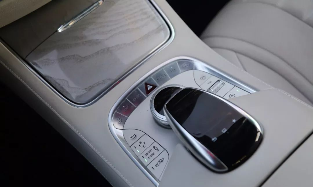 奔驰竟然造了一辆卖不出去的S级?!