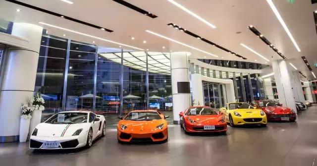 速递!新鲜的“兰博基尼“资讯全在这，看我就够了