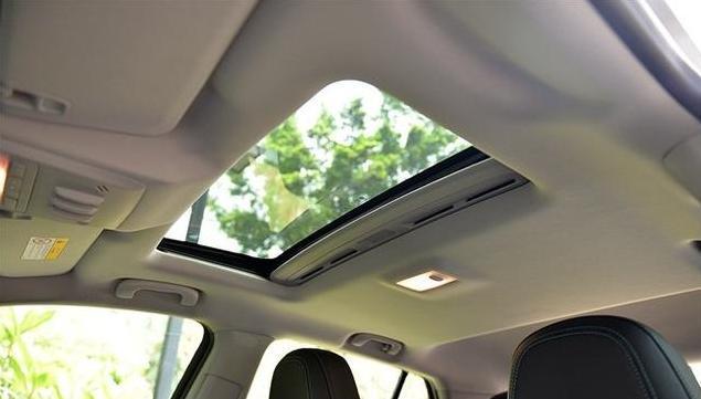 马上买车了，带天窗好还是不带天窗好？