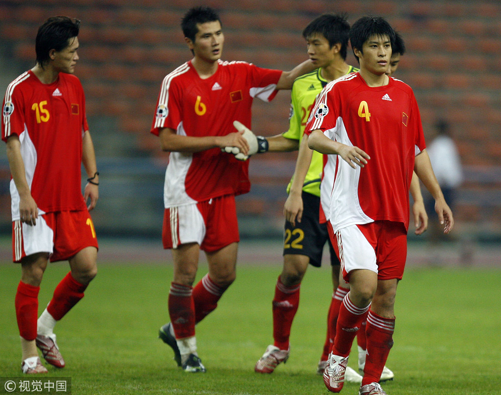 国足亚洲杯故事2007:集体看亮剑 谢亚龙武松精神动员没管用