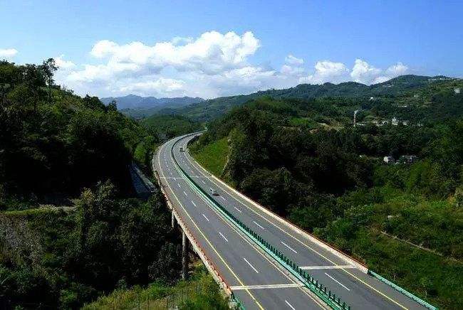 巫镇高速总投资约210亿，计划2023年通车，沿线迎来新面貌