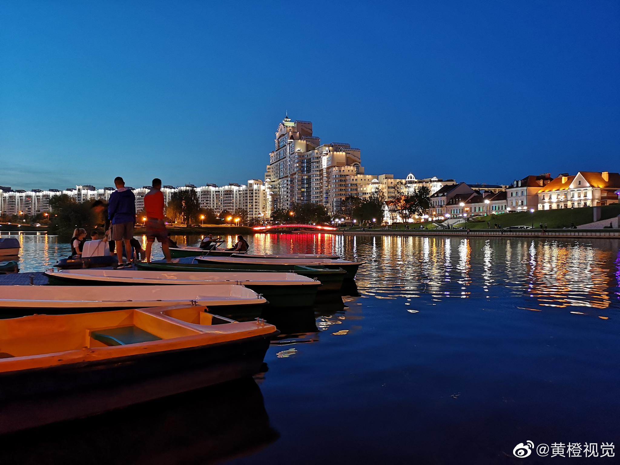 晚安，明斯克!我又回来做梦了。