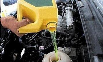 防冻液加水？什么时候换？学问大了，4S店：最后说一次