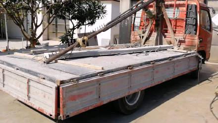 改装自装卸货车的栏板焊接