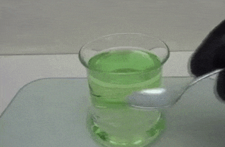 科学家合成目前世界最强酸,超过浓硫酸10亿倍,用什么容器装?