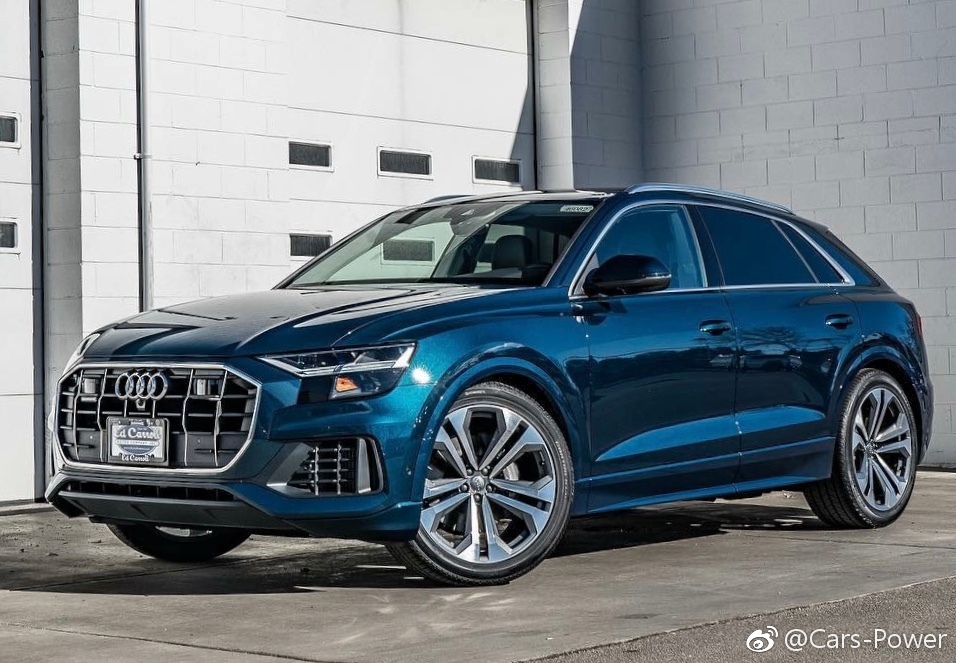 跨界运动SUV四大天王全新保时捷卡宴Coupe宝