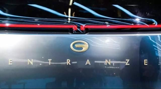 国产首创3+2+2座椅布局，无B柱对滑门设计，广汽传祺又一力作