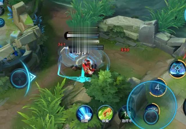 王者荣耀：史上第一个不耗蓝，却有蓝条的英雄，鲁班被他挤出血！