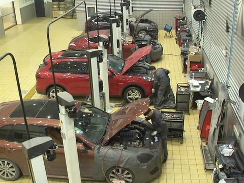 汽车蓄电池很重要，那怎样保养才合理？修车师傅教你一招