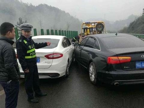 购置新车，你还在傻傻买全险吗？老司机：其实买这4个就足够了！