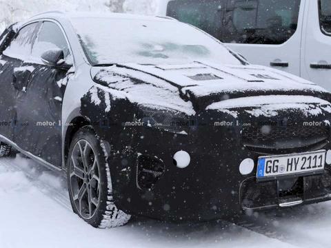 起亚XCeed谍照曝光 或日内瓦车展亮相