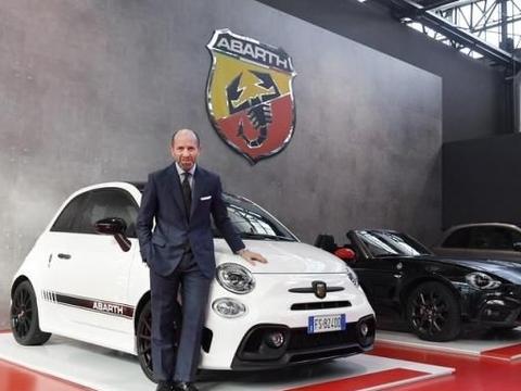 Abarth 70th Anniversary Edition特别版车型近期组队亮相