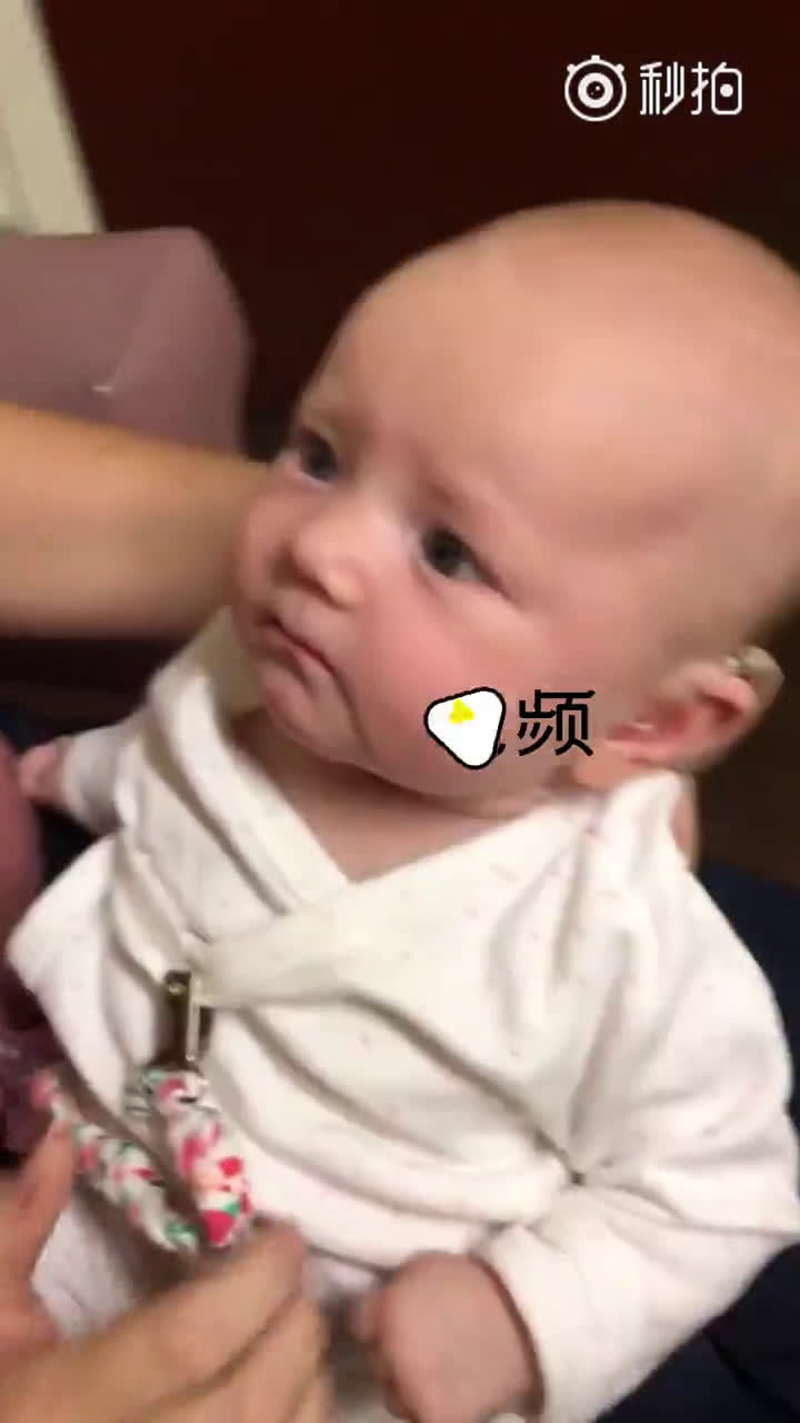 哥哥，放学你开你车来接我呗，能给我看下你的车么？敞篷车登场