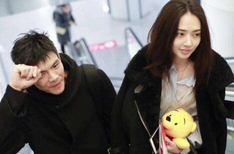 向佐郭碧婷同框山本耀司