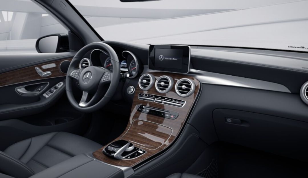 帮你选车|同为加长版,奔驰GLC L和奥迪Q5L谁更具性价比?