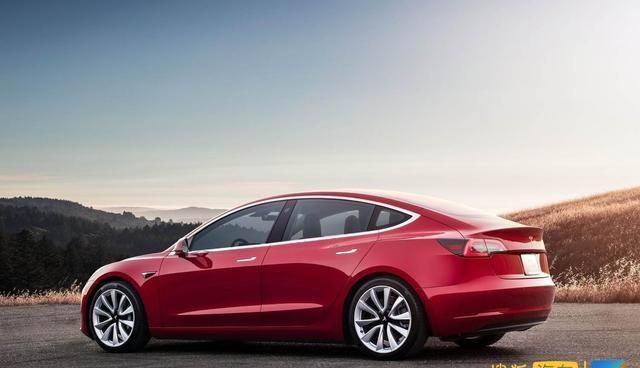 特斯拉Model 3正式登陆中国 起售价43.3万元