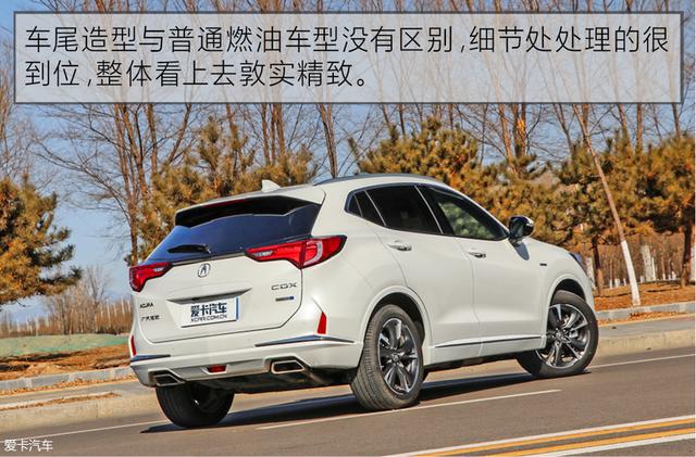 30万不到,油耗超低,比奔驰奥迪还有回头率,这车能不爱吗?