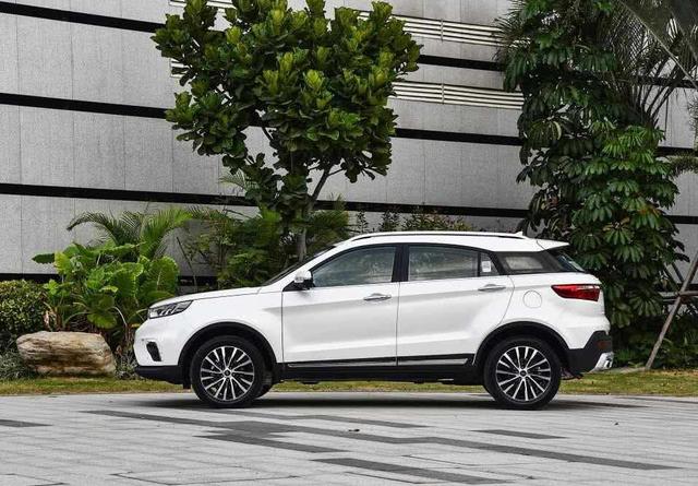 10万级的福特SUV，比汉兰达还宽，“换标车”值不值得买？