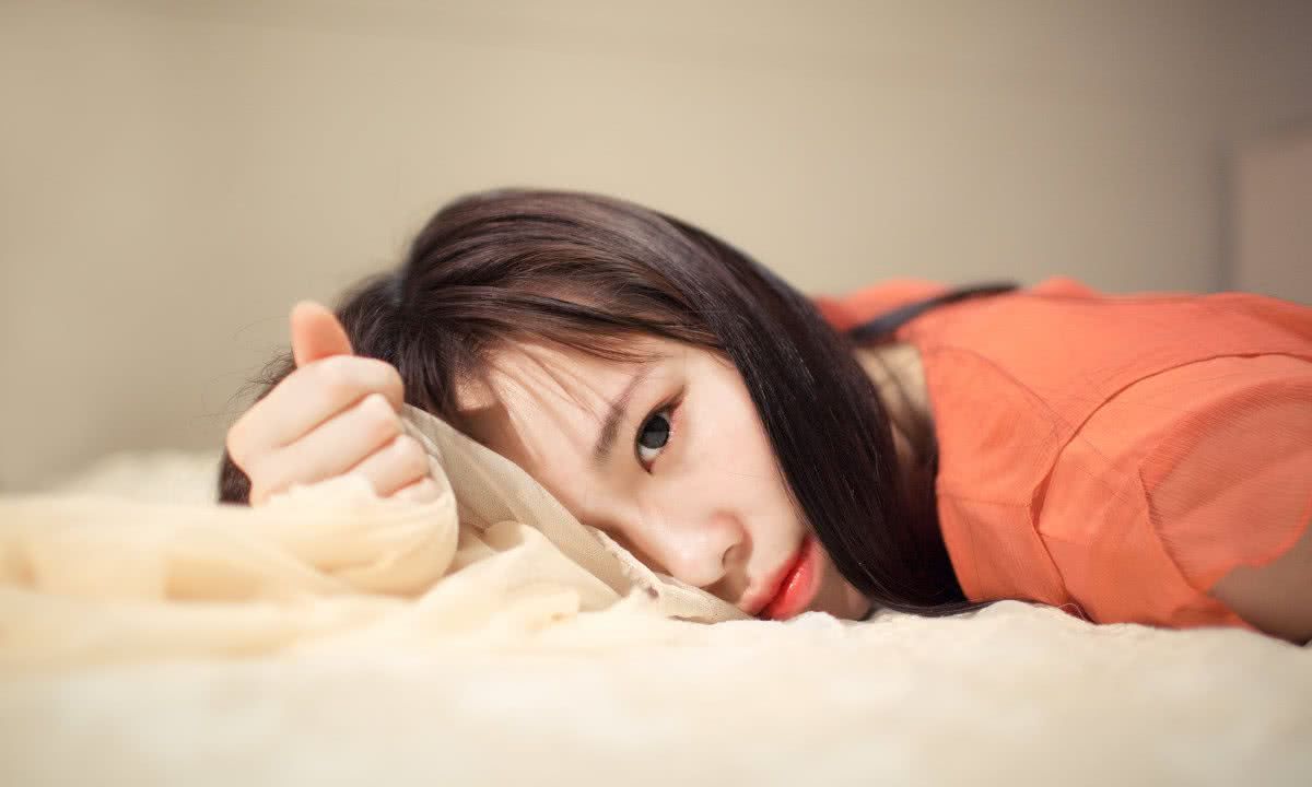 女朋友来大姨妈气血很虚,吃些什么比较好呢?