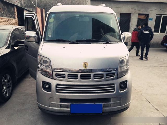 2万以内的最强面包车,厂家退出市场又能怎样,玩的就是不一样