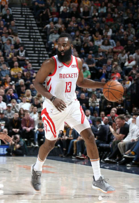 末节关键三分加防守制胜浓眉兑现超级巨星价值