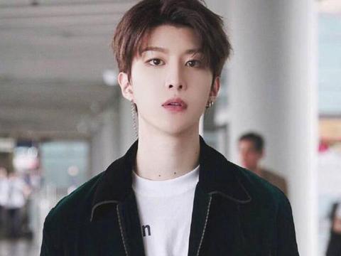 孟鹤堂张云雷晒照 网友:这俩小妖孽真的是勾人 图片