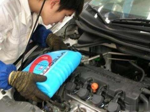 汽车保养换不同机油就行了？别傻，保养这四个零部件，天天开新车