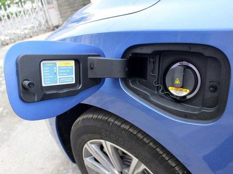 新能源市场再起风波，插电混动还是纯电？双田还是国产，你怎么选