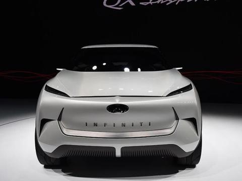 英菲尼迪终于要火了，这车亮相掌声一大片