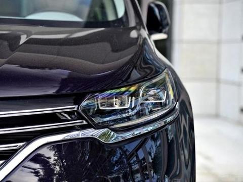 还在看埃尔法？这车纯进口，内饰豪华，7.9s破百，仅25万起