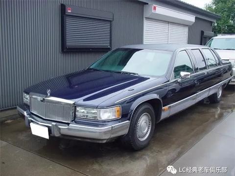 第一次见到如此之新的 加长版 凯迪拉克弗利特伍德
