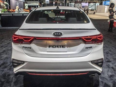 海外版新一代K3，外观让CC黯淡，内饰能赛宝马，可国产后全无