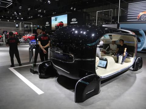 实时情感自适应，起亚R.E.A.D驾驶体验舱，上海车展实拍！