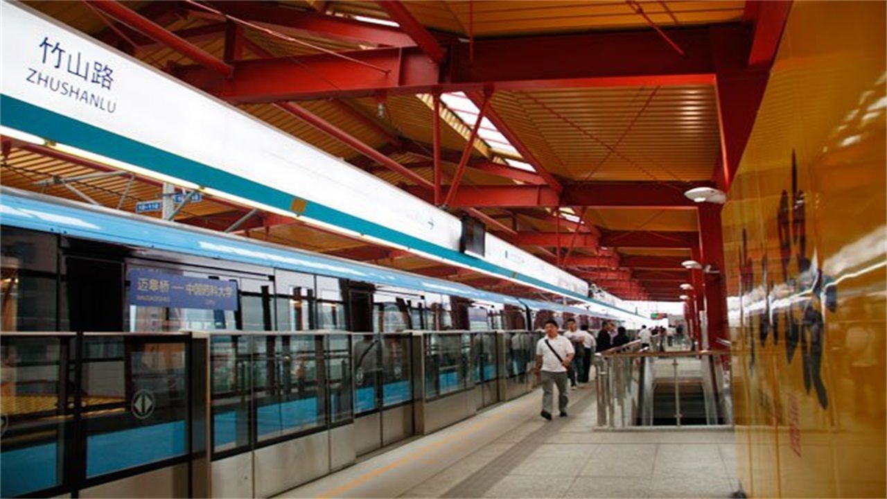 亚洲最大地铁站:每天乘客数量可达50万,就在我国江苏!