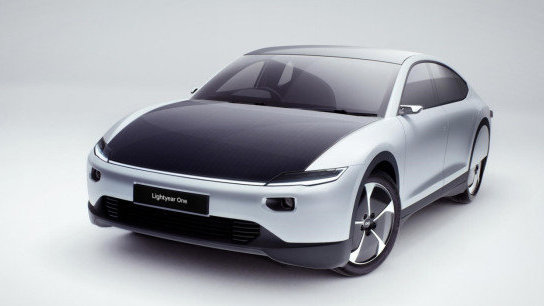 Lightyear One太阳能电动汽车靠谱吗？
