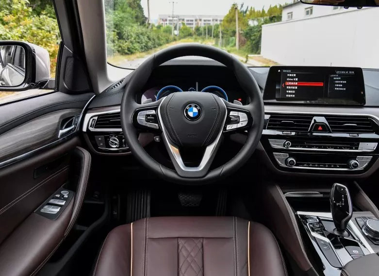 ���Գ��硷���ˡ��ﱳ���裬Խ��Խ����